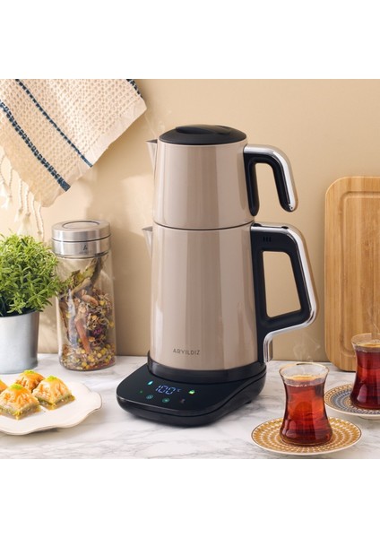 Şık Bej Çay Makinesi, Hızlı ve Kolay Çay Hazırlama Şansı