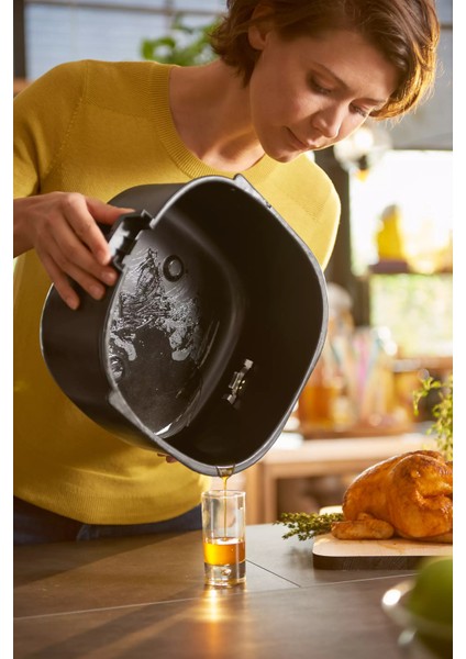 7,3l Yüksek Hacimli 2225W Rapid Air Teknolojili Beyaz Airfryer modelleri