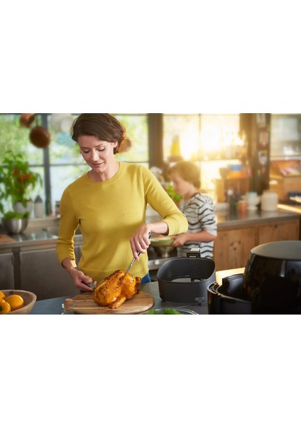 7,3l Yüksek Hacimli 2225W Rapid Air Teknolojili Beyaz Airfryer fırsatları