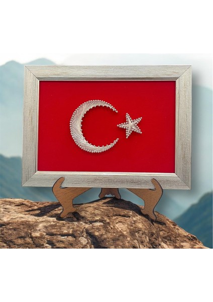 Ayyıldız Türk Bayrağı Filografi Tablo Çerçeveli 26X19 cm Ayaklık Hediyeli