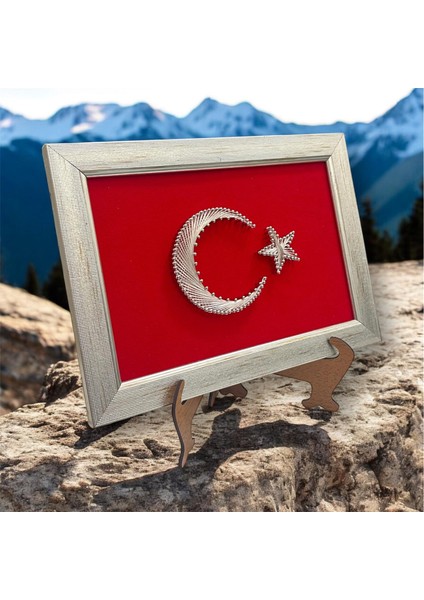 Ayyıldız Türk Bayrağı Filografi Tablo Çerçeveli 26X19 cm Ayaklık Hediyeli modelleri