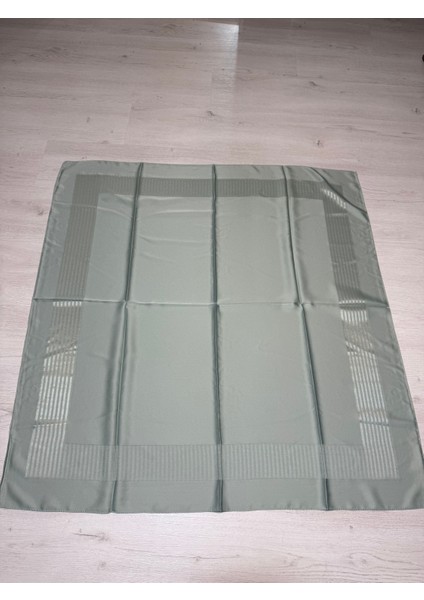 Eşarp, Yeşil Kare Eşarp indirimleri