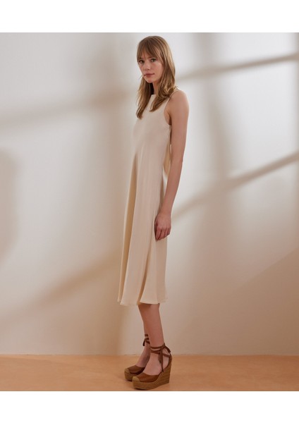 Kolsuz Elbise fiyatları