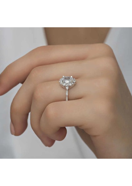 Gümüş Beyaz Oval Taşlı Kadın Yüzük fırsatları