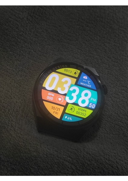 Şık 1.45 Inç Tasarımlı Saat, Siyah Kordon Seçeneğiyle Tarzınıza Tarz Katın