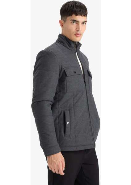 Slim Fit Dar Kesim Dik Yaka Astarlı Fermuarlı Cepli Kışlık Şişme Penye Mont E7888AX25AU modelleri