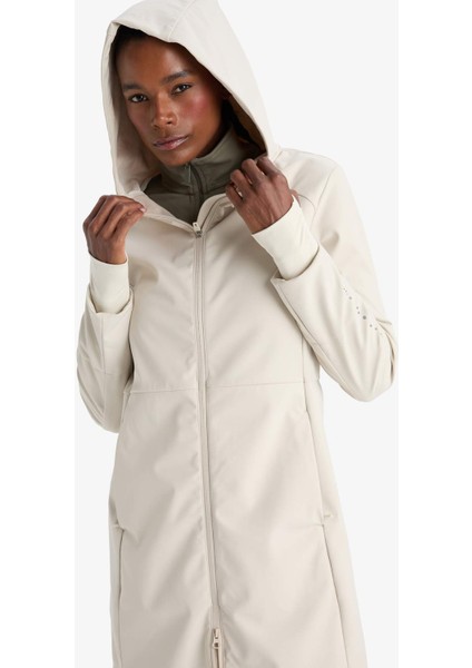Fit Su Geçirmez Softshell Slim Fit Dar Kesim Kapüşonlu Fermuarlı Cepli Parka E5702AX25AU modelleri
