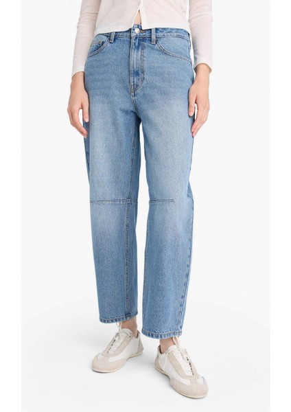 Barrel Fit Normal Bel Düz Paça Bilek Boy Jean Kar Yıkamalı Pantolon F2959AX25WN fırsatları
