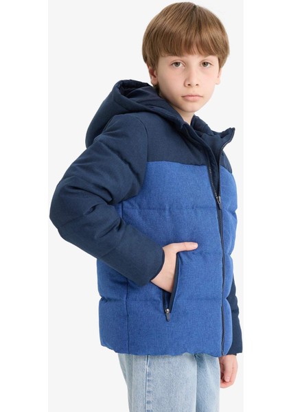 Erkek Çocuk Su Geçirmez Kapüşonlu Fermuarlı Şişme Mont modelleri