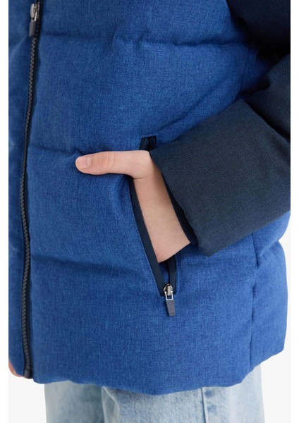 Erkek Çocuk Su Geçirmez Kapüşonlu Fermuarlı Şişme Mont indirimleri