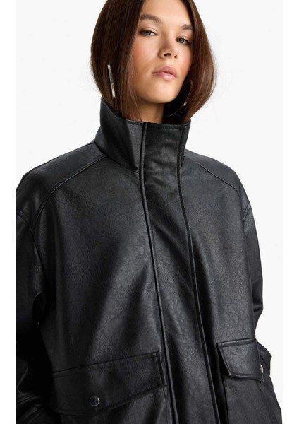 Afra x DeFacto Dad Fit Fermuarlı Suni Deri Mont F5483AX25WN