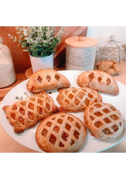 Parça El Turta Kalıpları Seti Hamur Pres Kalıp Araçları Cadılar Bayramı Noel Mini Turta Kalıbı Pişirme Turta Kalıpları Balkabakları Elmalar (Yurt Dışından) indirimleri