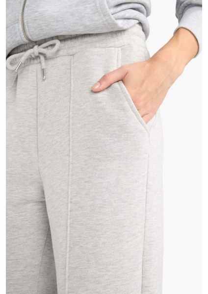 Straight Fit Beli Bağcıklı Cepli Düz Paça Eşofman Altı A0954AX25WN indirimleri