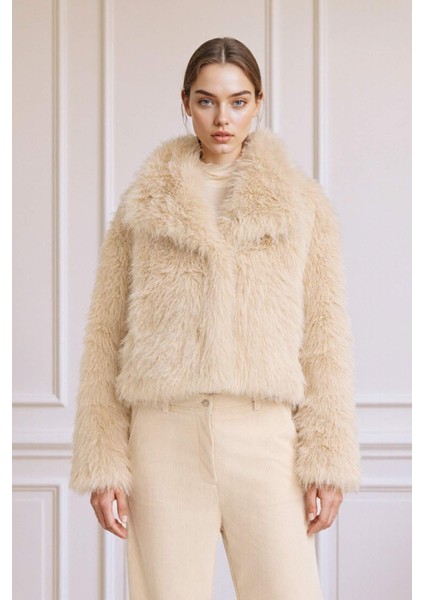 Regular Fit Kısa Suni Kürk F2606AX25WN