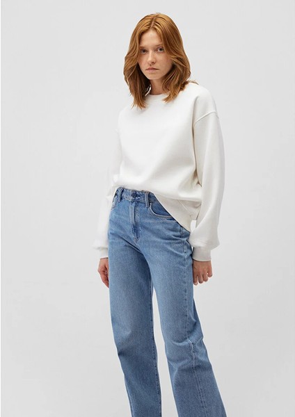 Kadın Bisiklet Yaka Beyaz Basic Sweatshirt 1610198-70057