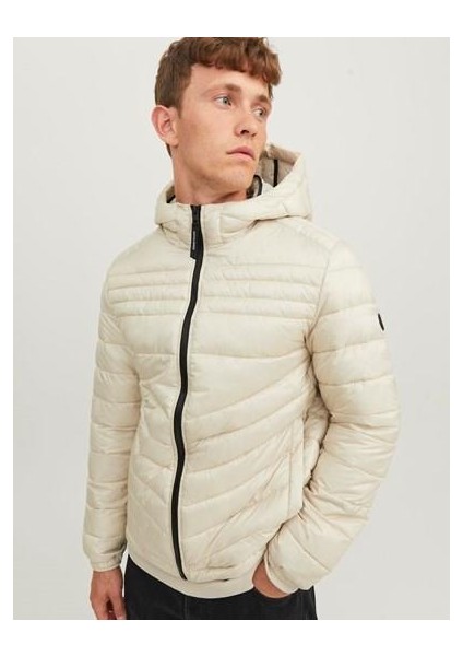 Essentials Jjehero Regular Fit Kapüşonlu Mevsimlik Şişme Mont Erkek Mont 12211785