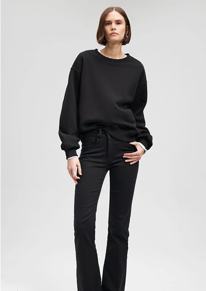 Kadın Bisiklet Yaka Siyah Basic Sweatshirt 1610198-900