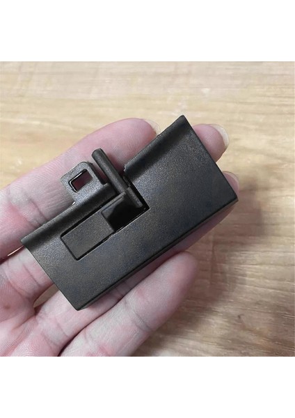 Mercedes Benz R Sınıfı W251 R300 R320 R350 Araç Orta Kol Dayama Kutusu Toka Mandalı Kilit Anahtar Klipsi 25168013529D53 (Yurt Dışından) indirimleri