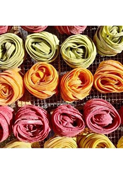 El Yapımı Fettuccine 300 gr Sebze Püreli Renkli Makarna indirimleri
