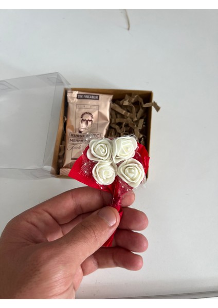 Sevgiliye Özel-Nişan-Kına-Söz Gibi Özel Günlerinizde Sevdiklerinize Hediye Edebiliceğiniz 10 Adet Çiçek ve Kahve Kraft Kutu fırsatları