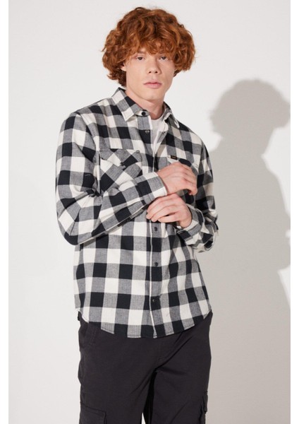 Regular Fit Normal Kesim %100 Pamuk Ekose Siyah Krem Uzun Kollu Gömlek