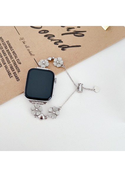 Apple Watch Seri 4 5 6 7 8 9 10 42-38-40-41 mm Çiçek Taşlı Zincir Detaylı Kalpli Şık Tasarım Kordon