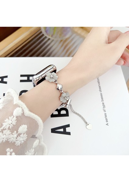 Apple Watch Seri 4 5 6 7 8 9 10 42-38-40-41 mm Çiçek Taşlı Zincir Detaylı Kalpli Şık Tasarım Kordon fırsatları