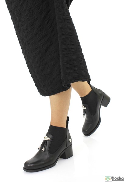 Mammimia Kadın Kısa Kalın Topuklu Bağcıksız Hakiki Deri Ortopedik Kısa Klasik Bot M26/KB1805