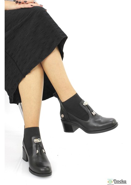 Mammimia Kadın Kısa Kalın Topuklu Bağcıksız Hakiki Deri Ortopedik Kısa Klasik Bot M26/KB1805 fiyatları