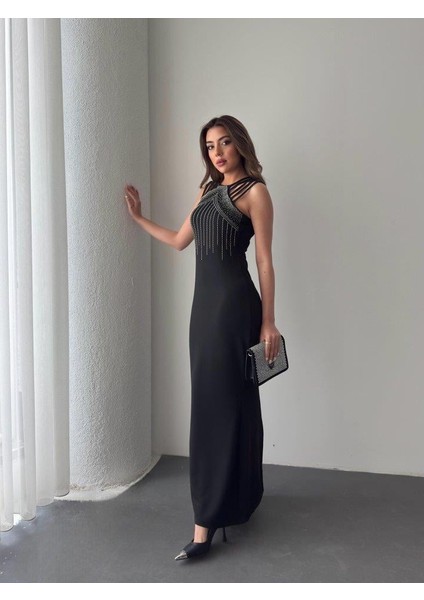 Kadın Omuz Çoklu Askılı Önü Taş Işlemeli Balık Kesim Janjan Krep Maxi Boy Elbise fiyatları