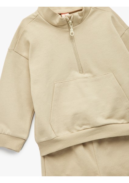 Dik Yaka Fermuar Detaylı Uzun Kollu Pamuklu Basic Eşofman Takımı modelleri