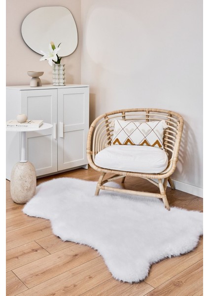 Reiki Beyaz - Kalın Peluş Halı | Yıkanabilir Süet Tabanlı indirimleri