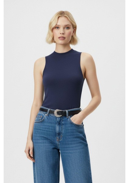 Laci Kadın Kolsuz Yüksek Yaka Body 8155A