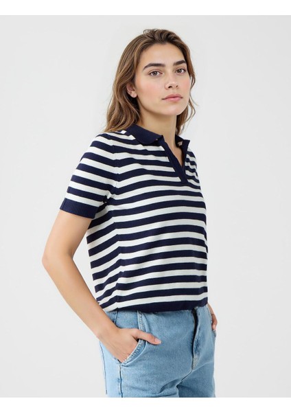 Lacivert Gömlek Yaka Dar Kesim Triko Tişört modelleri