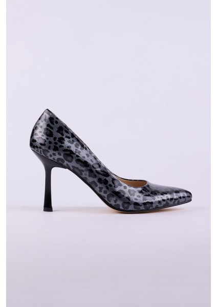 Hakiki Deri Rugan Topuklu Kadın Ayakkabısı 25SRK122 fiyatları