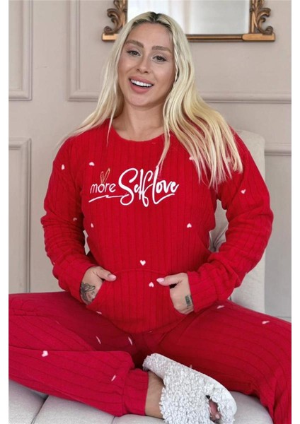 Kırmızı Self Love Desenli Kanguru Cepli Peluş Polar Pijama Takımı