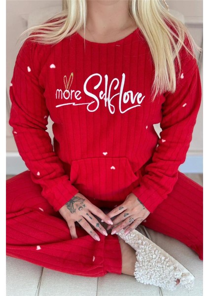Kırmızı Self Love Desenli Kanguru Cepli Peluş Polar Pijama Takımı indirimleri