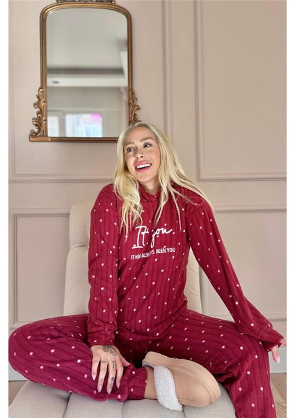 Bordo You Desenli Kapşonlu Peluş Polar Pijama Takımı fiyatları