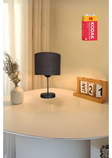 Pablo Sıyah Ayaklı Pıllı Masa Lambası 1 Adet