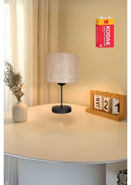 Pablo Sıyah Ayaklı Pıllı Masa Lambası 1 Adet