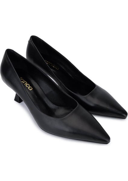 Kadın Hakiki Deri Siyah Topuklu Ayakkabı 492 60701 Bn Ayk SK25-26 Sıyah Derı fiyatları