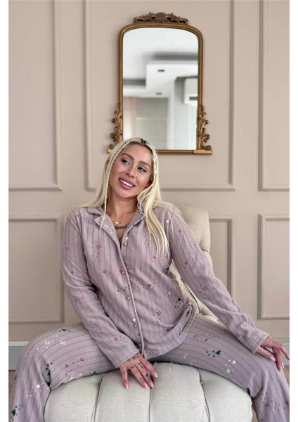 Mor Gri Yıldızlı Kalp Desenli Önden Düğmeli Peluş Polar Pijama Takımı modelleri