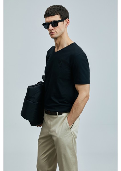 Tuna Modern Grafik T- Shirt Siyah