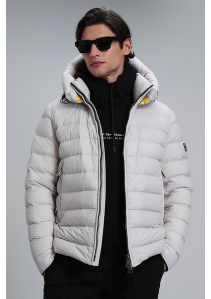 Chester Taş Rengi Kaz Tüyü Erkek Mont – Şık ve Hafif Tasarım, Sonbahar/Kış İçin Üstün Isı Yalıtımı