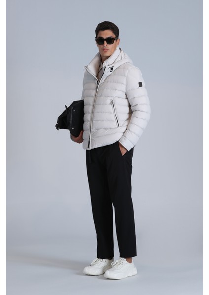 Oversize Kapüşonlu Erkek Kışlık Mont - Minimalist Tasarım