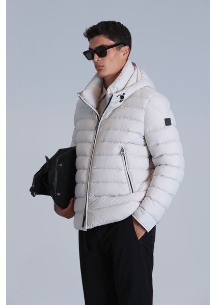 Oversize Kapüşonlu Erkek Kışlık Mont - Minimalist Tasarım