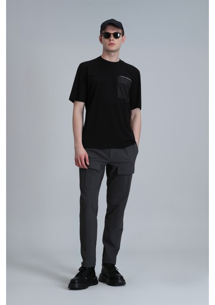 Lıam Modern Grafik T- Shirt Siyah