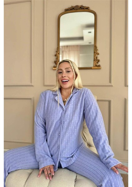 Bebe Mavi Mini Dotted Desenli Önden Düğmeli Peluş Polar Pijama Takımı fiyatları