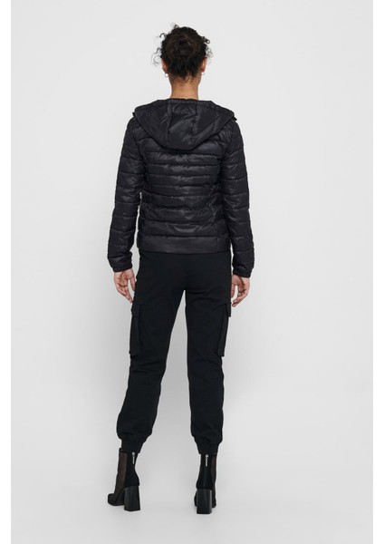 ONLTAHOE HOOD JACKET OTW Siyah Kadın Ceket