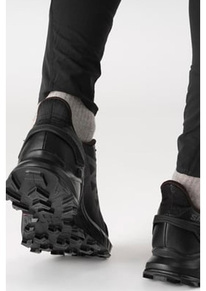 Supercross 4 GORE-TEX Erkek Siyah Patika Koşusu Ayakkabısı